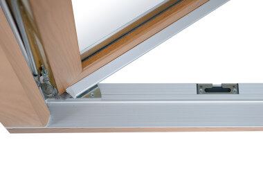 Niski pr&oacute;g w oknach balkonowych PVC